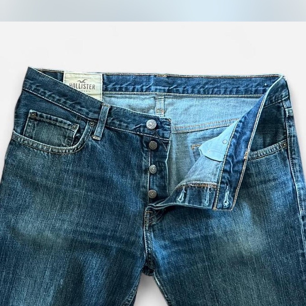 Hollister Men’s Slim Straight Medium Blue Denim Jeans